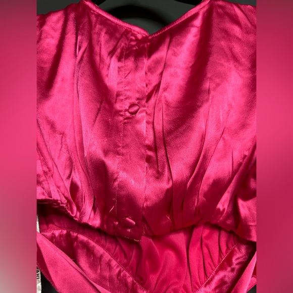 NEW Rahi Cierra Cut Out Back Dress Fuschia M - Picture 6 of 7